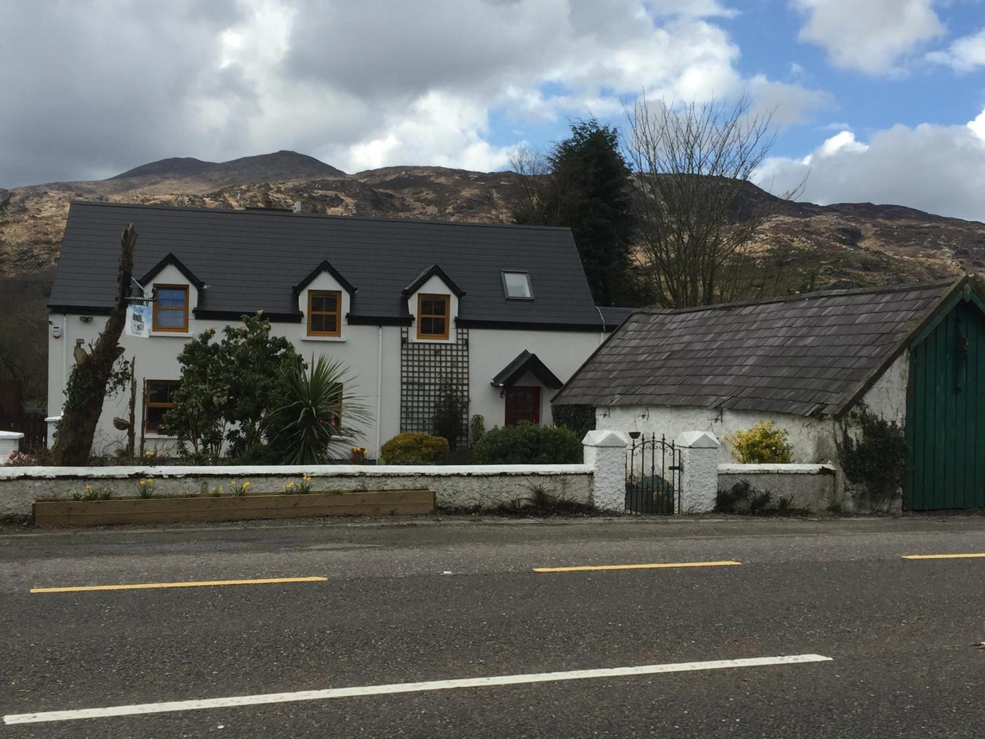 The Glen Farmhouse Glenflesk Exterior photo